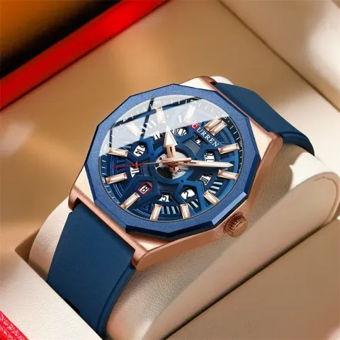 CURREN 8437 — Deportivo de 44 mm con calendario y agujas luminosas